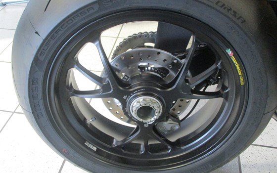 Umgebautes Motorrad Ducati Panigale V4 S Corse von Team Wahlers GmbH - Bild 11 Umgebautes Motorrad Ducati Panigale V4 S Corse von Team Wahlers GmbH - Bild 11