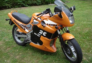 Kawasaki GPZ 500 S