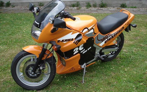 Umgebautes Motorrad Kawasaki GPZ 500 S von ichsagmaja - Bild 2 Umgebautes Motorrad Kawasaki GPZ 500 S von ichsagmaja - Bild 2
