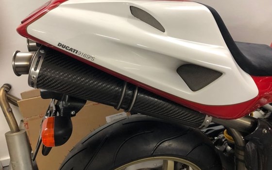 Umgebautes Motorrad Ducati 996 SPS von A.T.T.-Tiedemann-Motorräder e.Kfm - Bild 27 Umgebautes Motorrad Ducati 996 SPS von A.T.T.-Tiedemann-Motorräder e.Kfm - Bild 27