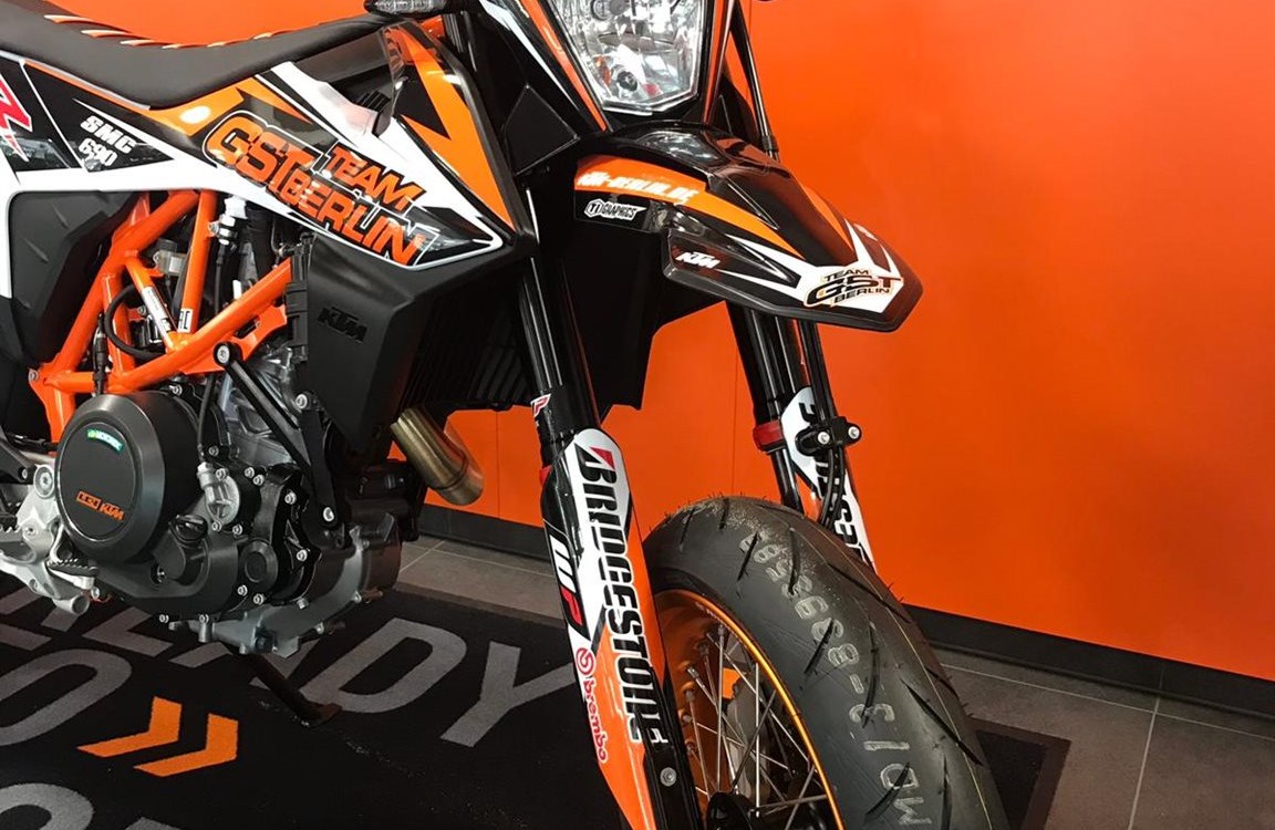 Details Zum Custom Bike Ktm 690 Smc R Des Handlers Gst Berlin Gmbh