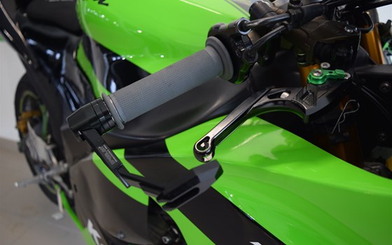 Umgebautes Motorrad Kawasaki Ninja ZX-6R 636 von Motorrad Eder - Bild 10 Umgebautes Motorrad Kawasaki Ninja ZX-6R 636 von Motorrad Eder - Bild 10