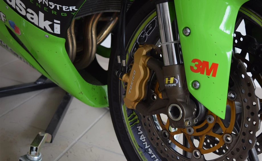 Umbgebautes Motorrad Kawasaki Ninja ZX-6R 636 Bild 7: Umbgebautes Motorrad Kawasaki Ninja ZX-6R 636