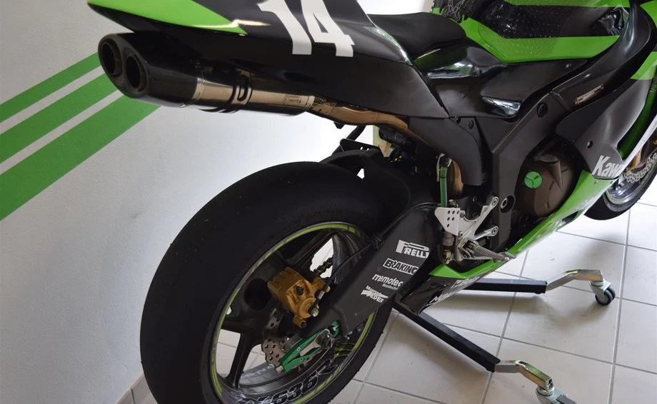Umbgebautes Motorrad Kawasaki Ninja ZX-6R 636 Bild 9: Umbgebautes Motorrad Kawasaki Ninja ZX-6R 636