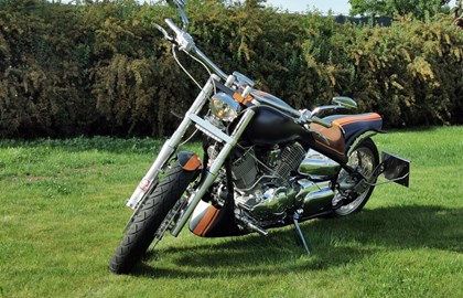 Yamaha XVS 1100 Drag Star Custom Bike Yamaha XVS 1100 Drag Star Custom Bike