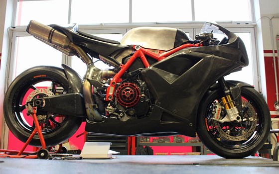 Umgebautes Motorrad Ducati 1198 von DSB BERLIN - Bild 19 Umgebautes Motorrad Ducati 1198 von DSB BERLIN - Bild 19