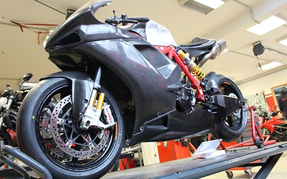 Umgebautes Motorrad Ducati 1198 von DSB BERLIN - Bild 21 Umgebautes Motorrad Ducati 1198 von DSB BERLIN - Bild 21