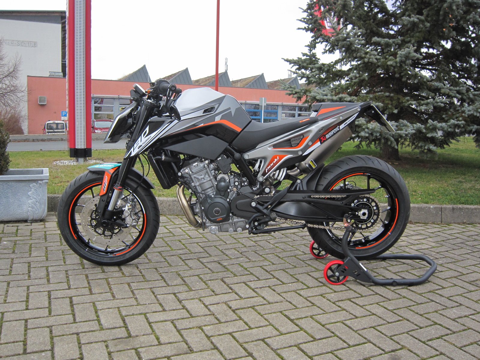 Details Zum Custom Bike Ktm 790 Duke Des Handlers Motorradcenter Kessler