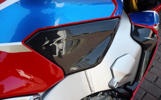 Umgebautes Motorrad Honda CBR1000RR Fireblade SP-2 von Motorrad-Centrum Lütjenburg - Bild 6 Umgebautes Motorrad Honda CBR1000RR Fireblade SP-2 von Motorrad-Centrum Lütjenburg - Bild 6