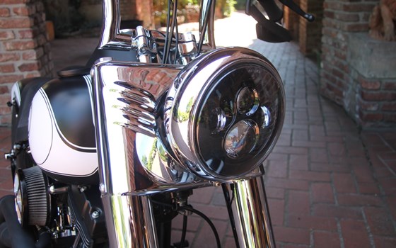 Umgebautes Motorrad Harley-Davidson Softail Fat Boy FLFB von X-Trem Custombikes - Bild 2 Umgebautes Motorrad Harley-Davidson Softail Fat Boy FLFB von X-Trem Custombikes - Bild 2