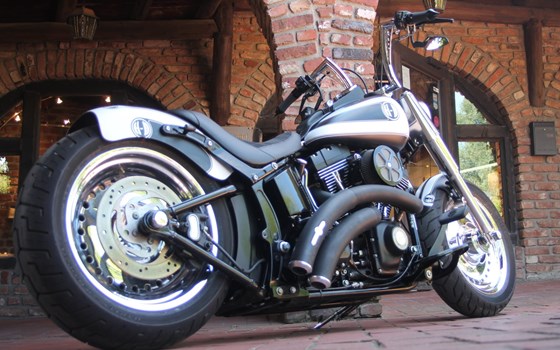 Umgebautes Motorrad Harley-Davidson Softail Fat Boy FLFB von X-Trem Custombikes - Bild 20 Umgebautes Motorrad Harley-Davidson Softail Fat Boy FLFB von X-Trem Custombikes - Bild 20