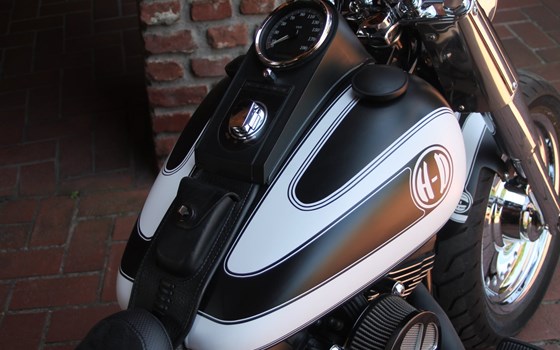 Umgebautes Motorrad Harley-Davidson Softail Fat Boy FLFB von X-Trem Custombikes - Bild 8 Umgebautes Motorrad Harley-Davidson Softail Fat Boy FLFB von X-Trem Custombikes - Bild 8