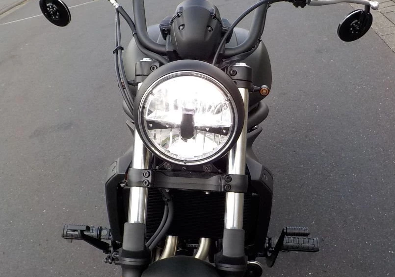Umbgebautes Motorrad Kawasaki Vulcan S Bild 6: Umbgebautes Motorrad Kawasaki Vulcan S