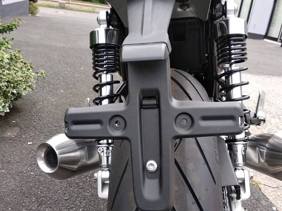 Rebuilt motorbike Triumph Speed Twin 1200 Bild 2: Rebuilt motorbike Triumph Speed Twin 1200