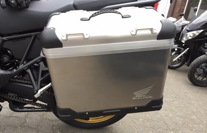 Honda CRF1000L Africa Twin Custom Bike Honda CRF1000L Africa Twin Custom Bike