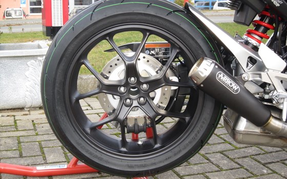 Umgebautes Motorrad Honda CB 1000 R von Motorradcenter Keßler - Bild 9 Umgebautes Motorrad Honda CB 1000 R von Motorradcenter Keßler - Bild 9
