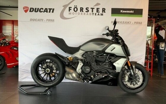 Umgebautes Motorrad Ducati Diavel 1260 von Autohaus Bernd Förster GmbH & CO. KG Motorrad Team - Bild 1 Umgebautes Motorrad Ducati Diavel 1260 von Autohaus Bernd Förster GmbH & CO. KG Motorrad Team - Bild 1