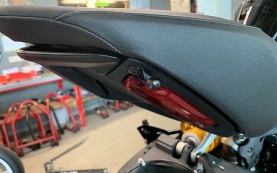 Umgebautes Motorrad Ducati Diavel 1260 von Autohaus Bernd Förster GmbH & CO. KG Motorrad Team - Bild 4 Umgebautes Motorrad Ducati Diavel 1260 von Autohaus Bernd Förster GmbH & CO. KG Motorrad Team - Bild 4