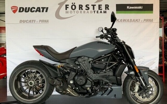 Umgebautes Motorrad Ducati XDiavel von Autohaus Bernd Förster GmbH & CO. KG Motorrad Team - Bild 2 Umgebautes Motorrad Ducati XDiavel von Autohaus Bernd Förster GmbH & CO. KG Motorrad Team - Bild 2