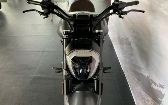 Umgebautes Motorrad Ducati XDiavel von Autohaus Bernd Förster GmbH & CO. KG Motorrad Team - Bild 4 Umgebautes Motorrad Ducati XDiavel von Autohaus Bernd Förster GmbH & CO. KG Motorrad Team - Bild 4