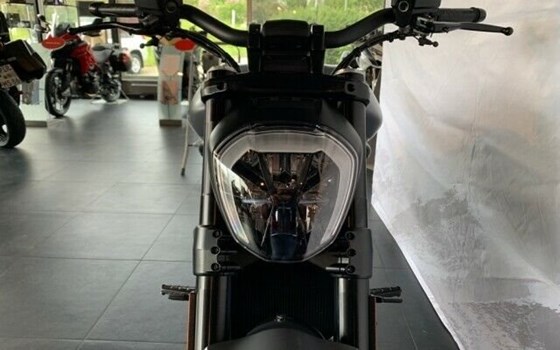 Umgebautes Motorrad Ducati XDiavel von Autohaus Bernd Förster GmbH & CO. KG Motorrad Team - Bild 5 Umgebautes Motorrad Ducati XDiavel von Autohaus Bernd Förster GmbH & CO. KG Motorrad Team - Bild 5
