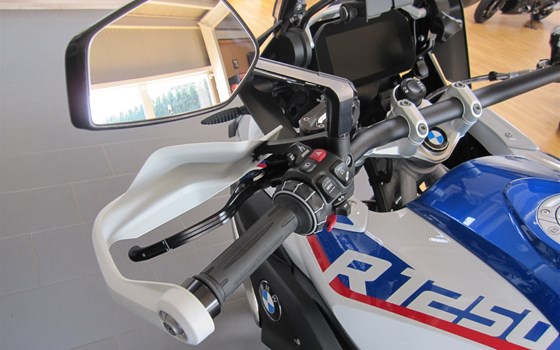 Umgebautes Motorrad BMW R 1250 GS von Motorradland Weißenfels GmbH - Bild 4 Umgebautes Motorrad BMW R 1250 GS von Motorradland Weißenfels GmbH - Bild 4