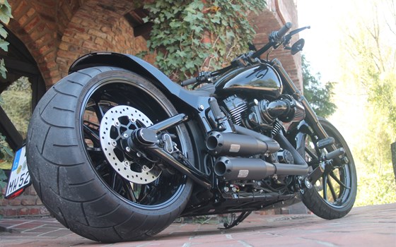 Umgebautes Motorrad Harley-Davidson Softail Breakout FXSB von X-Trem Custombikes - Bild 14 Umgebautes Motorrad Harley-Davidson Softail Breakout FXSB von X-Trem Custombikes - Bild 14
