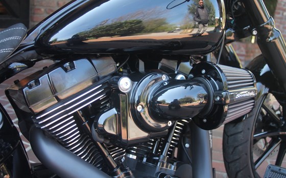 Umgebautes Motorrad Harley-Davidson Softail Breakout FXSB von X-Trem Custombikes - Bild 9 Umgebautes Motorrad Harley-Davidson Softail Breakout FXSB von X-Trem Custombikes - Bild 9
