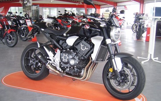 Umgebautes Motorrad Honda CB 1000 R von Auto-Boos GmbH - Bild 1 Umgebautes Motorrad Honda CB 1000 R von Auto-Boos GmbH - Bild 1