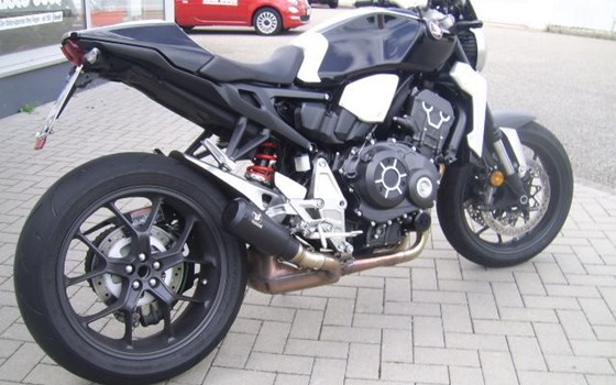 Umgebautes Motorrad Honda CB 1000 R von Auto-Boos GmbH - Bild 7 Umgebautes Motorrad Honda CB 1000 R von Auto-Boos GmbH - Bild 7
