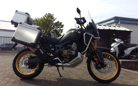 Umgebautes Motorrad Honda CRF1000L Africa Twin DCT von Motorradtechnik Lang GmbH - Bild 1 Umgebautes Motorrad Honda CRF1000L Africa Twin DCT von Motorradtechnik Lang GmbH - Bild 1