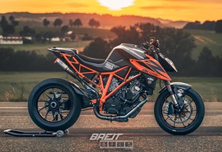 KTM 1290 Super Duke R KTM 1290 Super Duke R