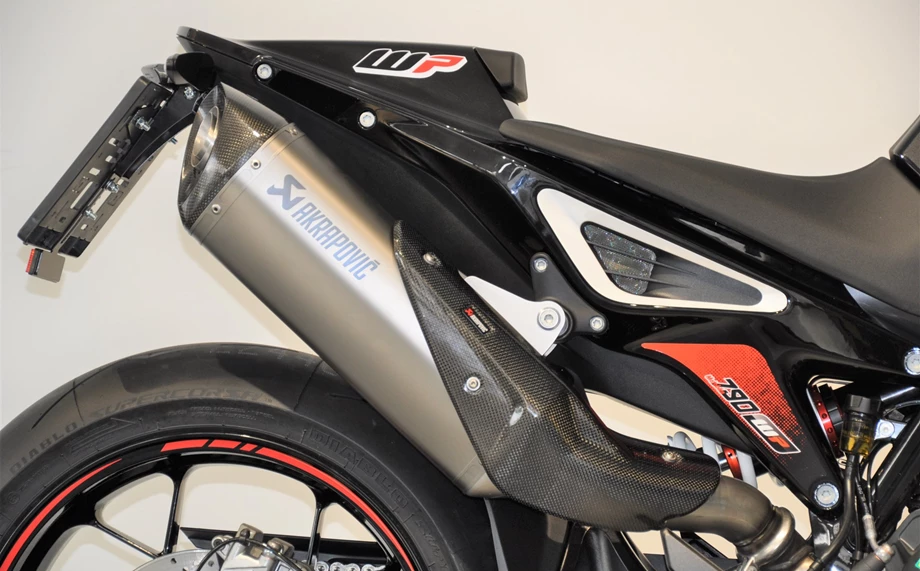 Umbgebautes Motorrad KTM 790 Duke Bild 5: Umbgebautes Motorrad KTM 790 Duke