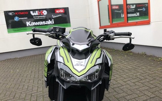 Umgebautes Motorrad Kawasaki Z900 von WIKO Motorrad GmbH - Bild 2 Umgebautes Motorrad Kawasaki Z900 von WIKO Motorrad GmbH - Bild 2