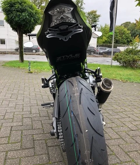 Umbgebautes Motorrad Kawasaki Z900 Bild 4: Umbgebautes Motorrad Kawasaki Z900