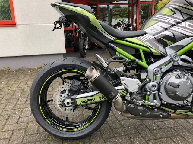 Umbgebautes Motorrad Kawasaki Z900 Bild 8: Umbgebautes Motorrad Kawasaki Z900