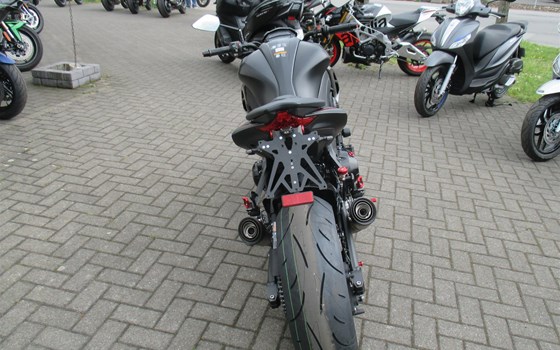 Umgebautes Motorrad Kawasaki Z1000 von WIKO Motorrad GmbH - Bild 6 Umgebautes Motorrad Kawasaki Z1000 von WIKO Motorrad GmbH - Bild 6