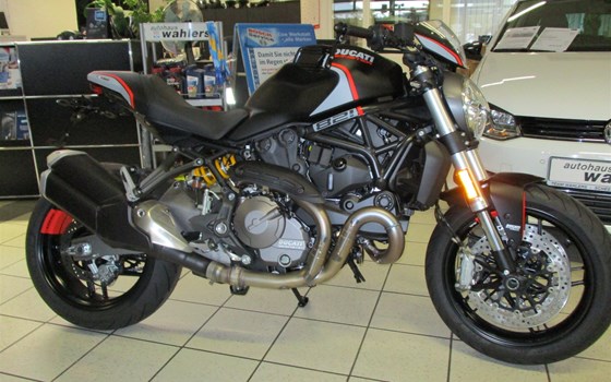 Umgebautes Motorrad Ducati Monster 821 Dark von Team Wahlers GmbH - Bild 14 Umgebautes Motorrad Ducati Monster 821 Dark von Team Wahlers GmbH - Bild 14