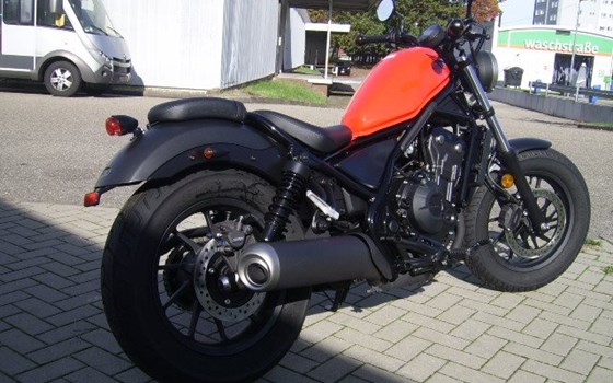 Umgebautes Motorrad Honda CMX500 Rebel von Auto-Boos GmbH - Bild 4 Umgebautes Motorrad Honda CMX500 Rebel von Auto-Boos GmbH - Bild 4