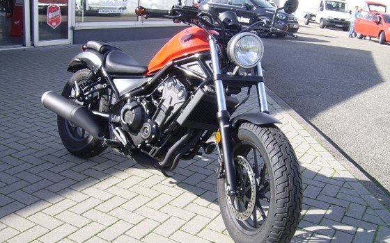 Umgebautes Motorrad Honda CMX500 Rebel von Auto-Boos GmbH - Bild 5 Umgebautes Motorrad Honda CMX500 Rebel von Auto-Boos GmbH - Bild 5