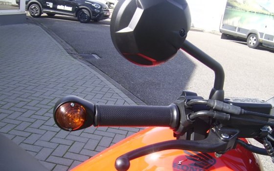 Umgebautes Motorrad Honda CMX500 Rebel von Auto-Boos GmbH - Bild 8 Umgebautes Motorrad Honda CMX500 Rebel von Auto-Boos GmbH - Bild 8