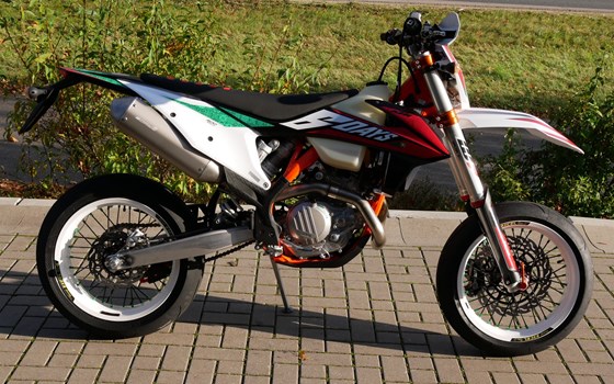 Umgebautes Motorrad KTM 500 EXC-F SIX DAYS von motoroox GmbH - Bild 13 Umgebautes Motorrad KTM 500 EXC-F SIX DAYS von motoroox GmbH - Bild 13
