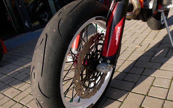 Umgebautes Motorrad KTM 500 EXC-F SIX DAYS von motoroox GmbH - Bild 22 Umgebautes Motorrad KTM 500 EXC-F SIX DAYS von motoroox GmbH - Bild 22