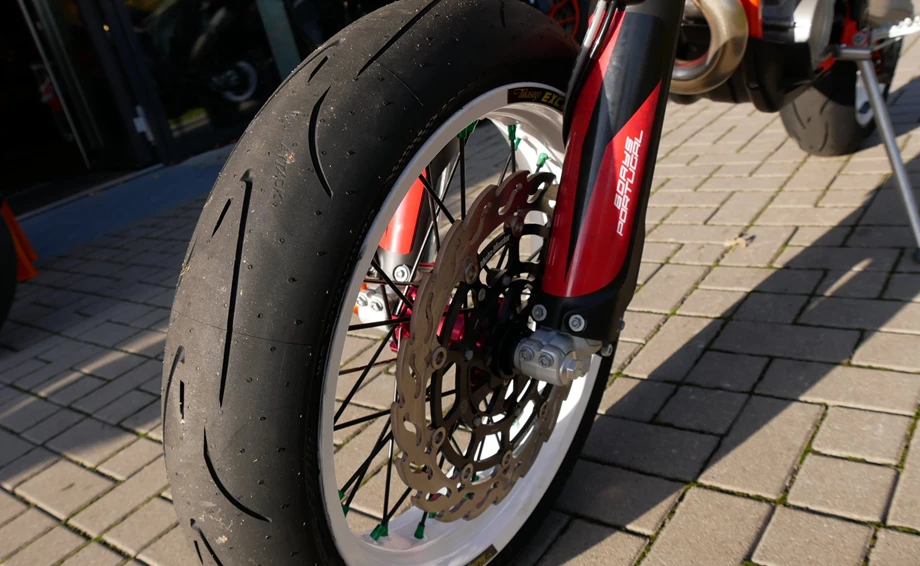 Umbgebautes Motorrad KTM 500 EXC-F SIX DAYS Bild 22: Umbgebautes Motorrad KTM 500 EXC-F SIX DAYS
