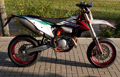 KTM 500 EXC-F SIX DAYS Custom Bike