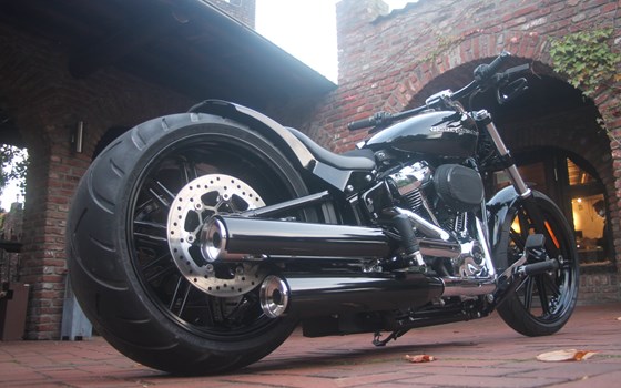 Umgebautes Motorrad Harley-Davidson Softail Breakout 114 FXBRS von X-Trem Custombikes - Bild 11 Umgebautes Motorrad Harley-Davidson Softail Breakout 114 FXBRS von X-Trem Custombikes - Bild 11
