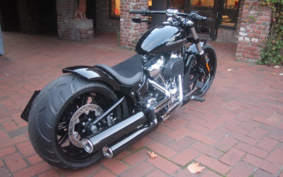 Umgebautes Motorrad Harley-Davidson Softail Breakout 114 FXBRS von X-Trem Custombikes - Bild 8 Umgebautes Motorrad Harley-Davidson Softail Breakout 114 FXBRS von X-Trem Custombikes - Bild 8