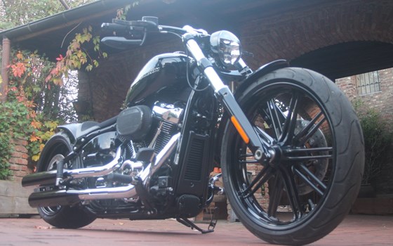 Umgebautes Motorrad Harley-Davidson Softail Breakout 114 FXBRS von X-Trem Custombikes - Bild 7 Umgebautes Motorrad Harley-Davidson Softail Breakout 114 FXBRS von X-Trem Custombikes - Bild 7