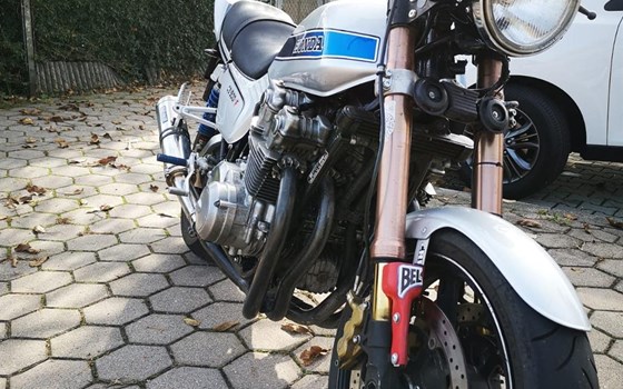 Umgebautes Motorrad Honda CB 900 F1 Bol d'or von Tigermichl - Bild 8 Umgebautes Motorrad Honda CB 900 F1 Bol d'or von Tigermichl - Bild 8