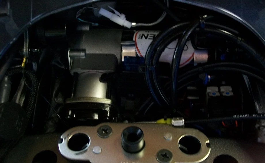 Umbgebautes Motorrad Suzuki Bandit 1250S Bild 6: Umbgebautes Motorrad Suzuki Bandit 1250S